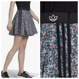 Adidas  PrimeGreen Pleated Mini Womens Size XS Flouncy